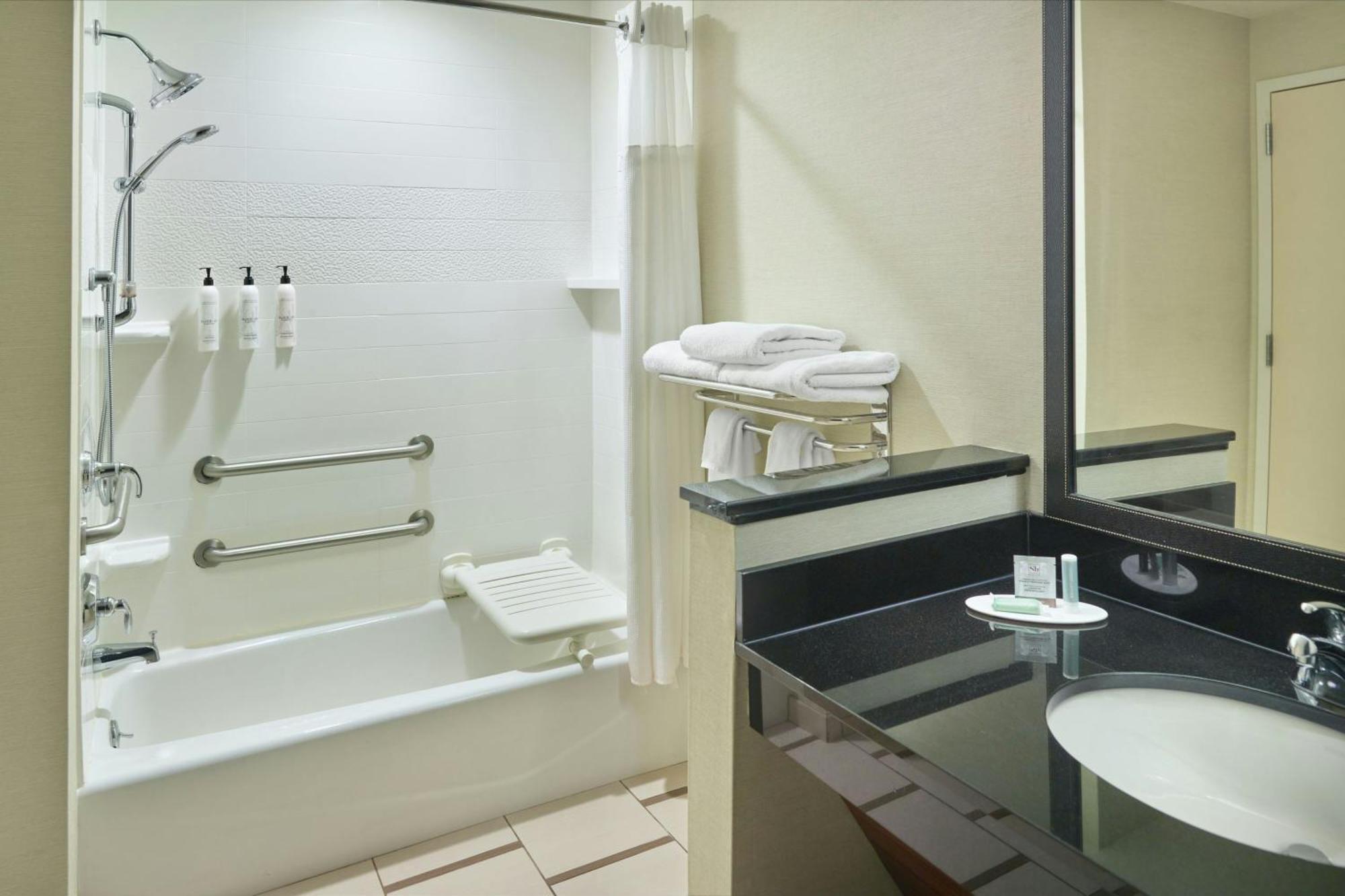 Fairfield Inn & Suites By Marriott ג'קסון מראה חיצוני תמונה